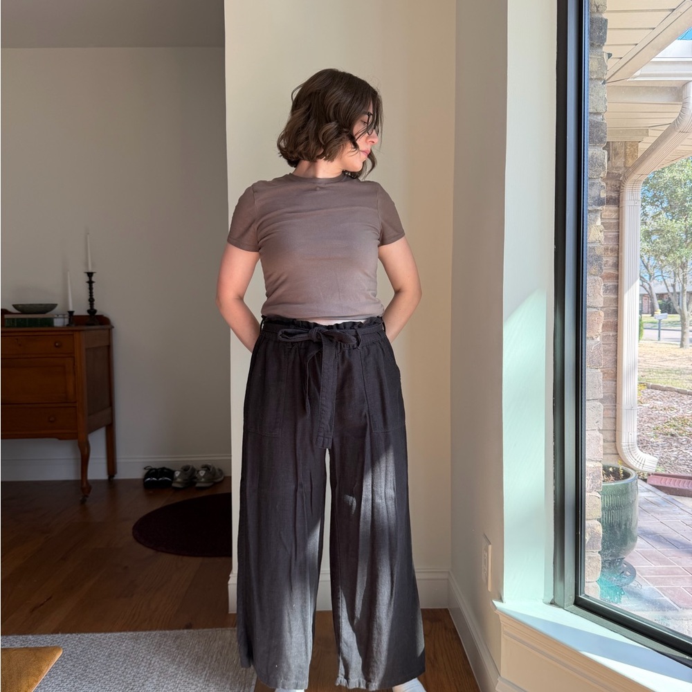 Black Wide-Leg Pants With Tie